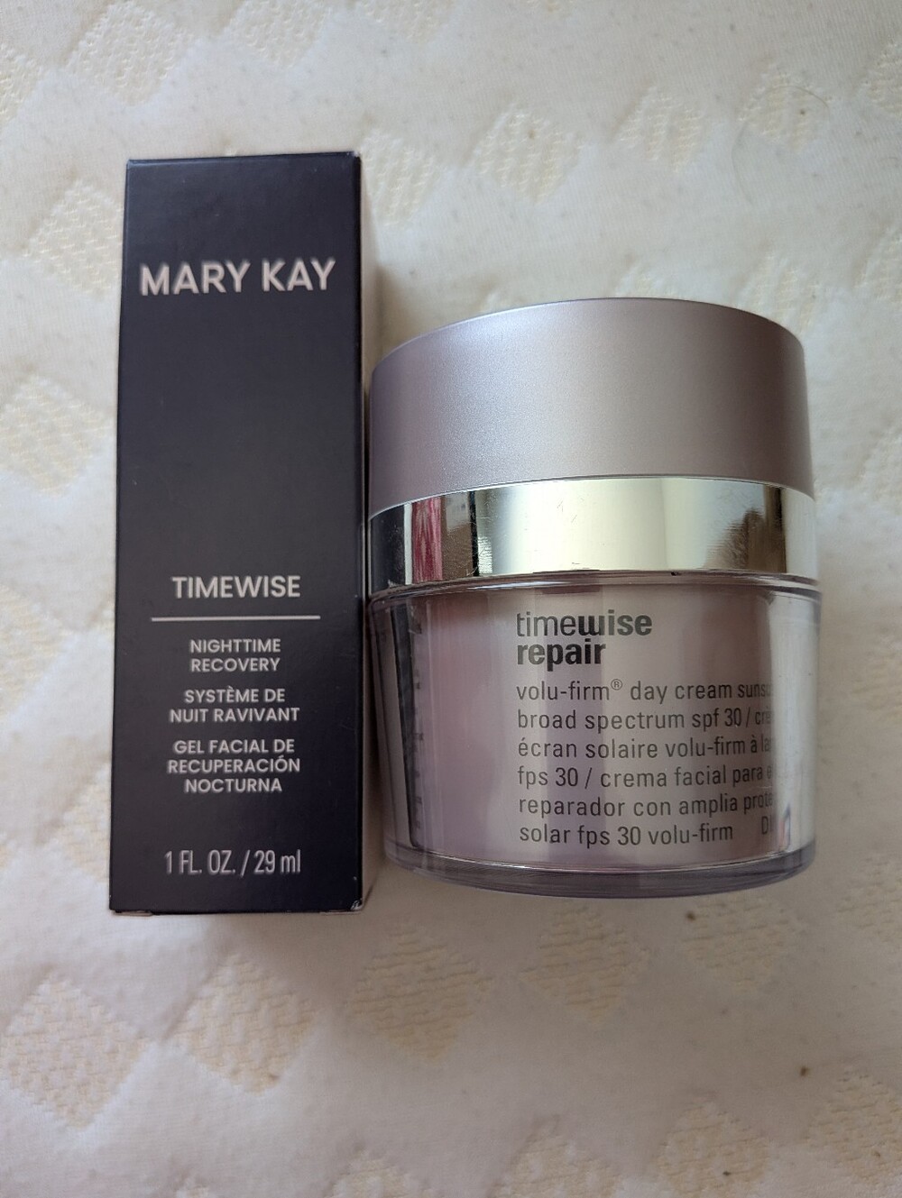 Mary Kay TimeWise Repair Volu-Firm Day Cream SPF 30 & Nighttime Recovery Set